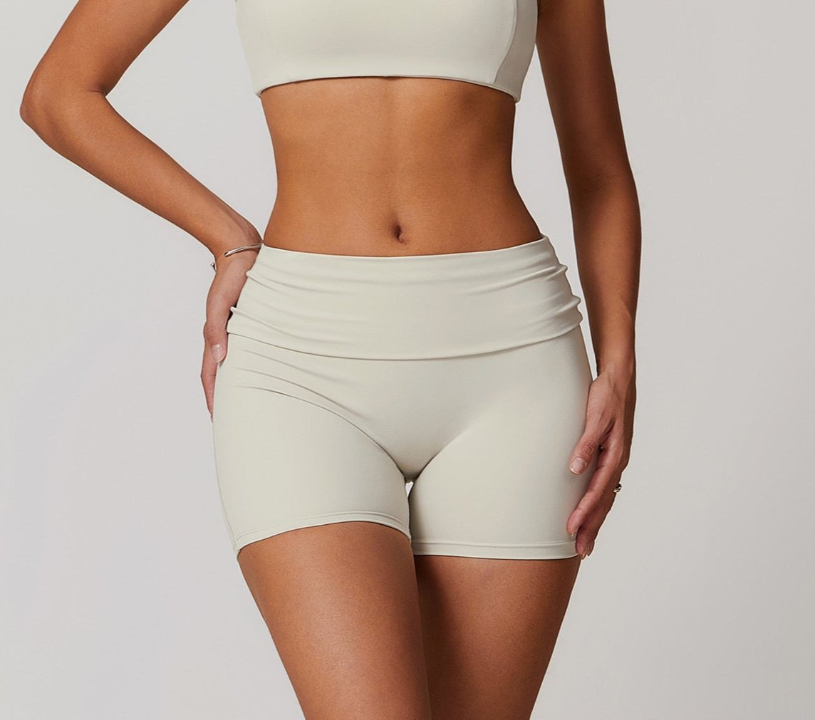 Slim Waist Short by Pear Girly