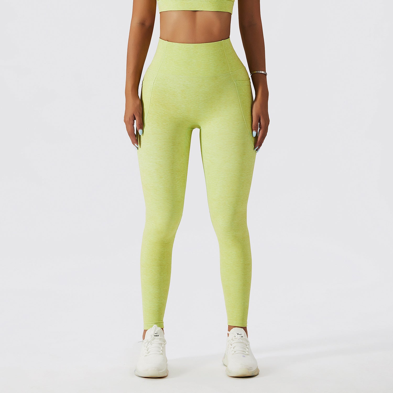 Sally Yoga Set by Pear Girly