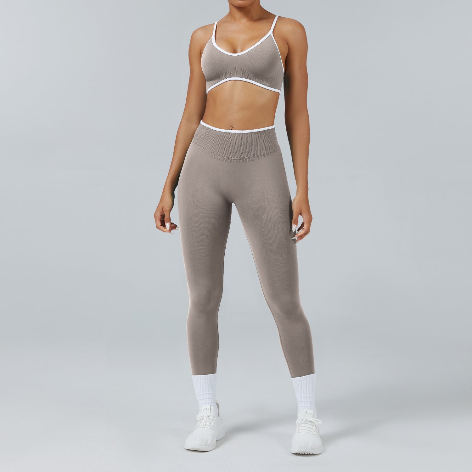 Seamless Back-Support Running Quick-Drying Yoga And Fitness Apparel Set by Pear Form